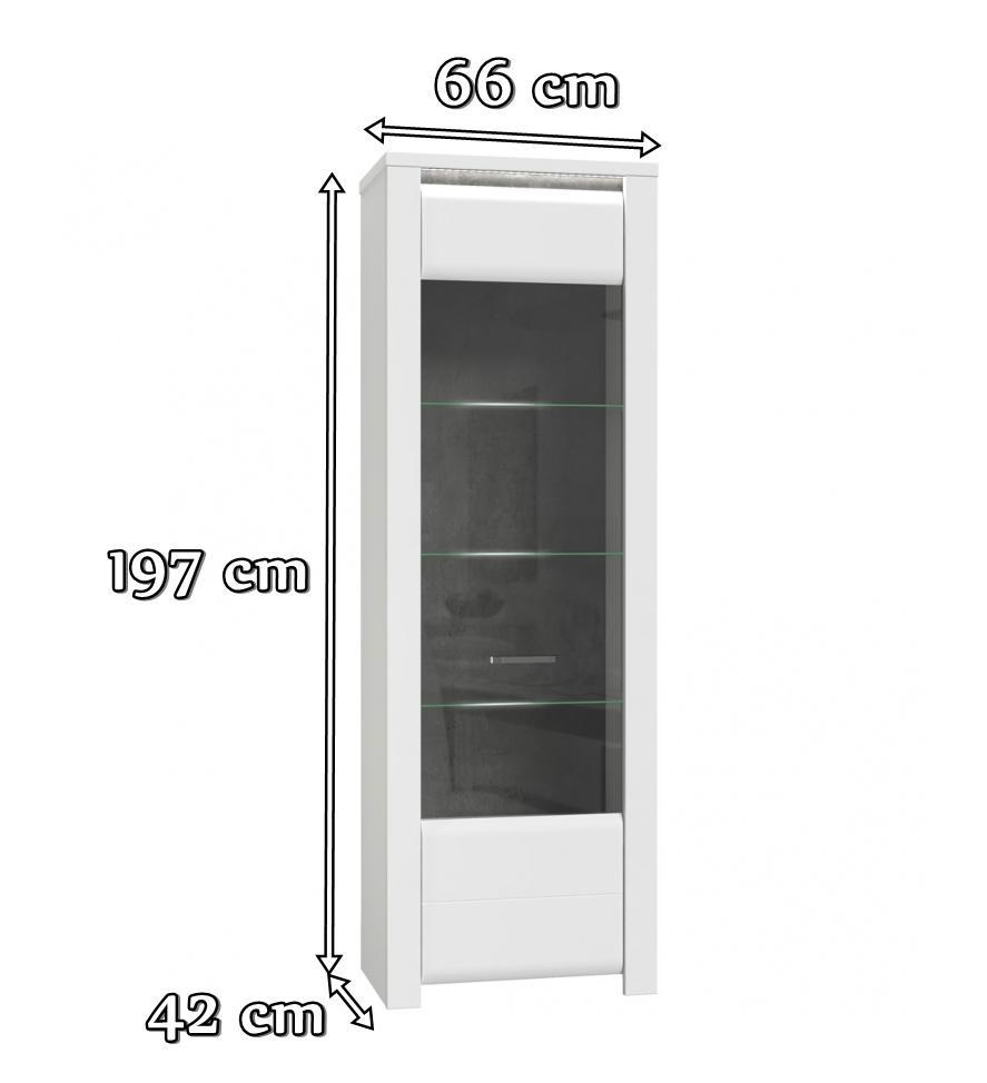 Wysoka biała witryna z oświetleniem Brugia