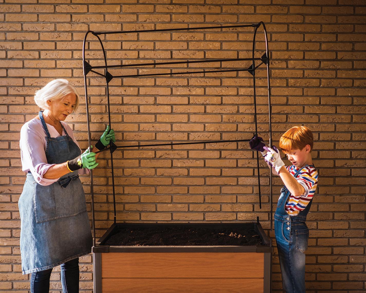 maple keter mini szklarnia na balkon