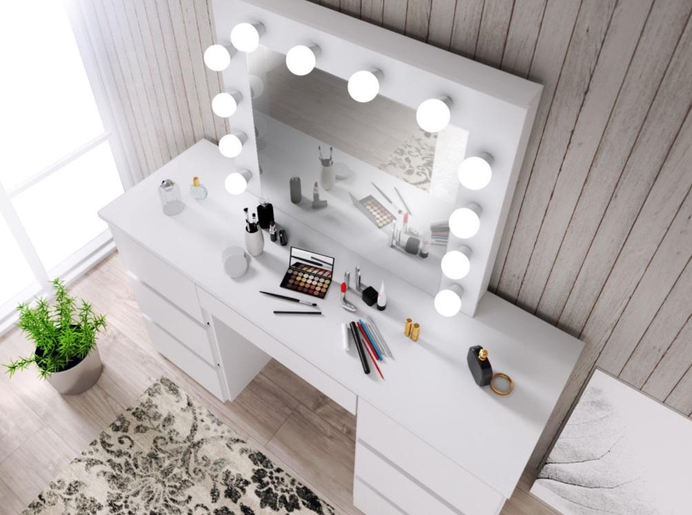 biała toaletka Beta 4 