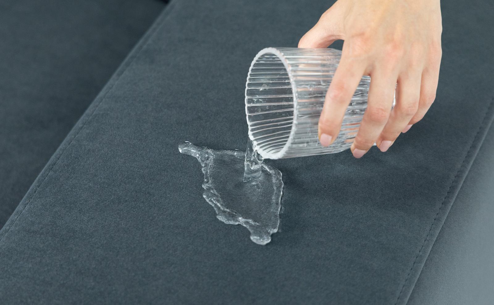 Matt Velvet 97 właściwości hydrofobowe