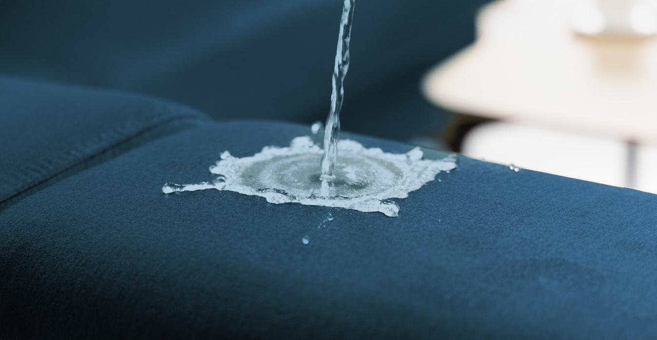 odporna tkanina welurowa w kolorze grafitowym