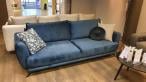 Granatowa sofa z funkcją spania Megis Monolith 77