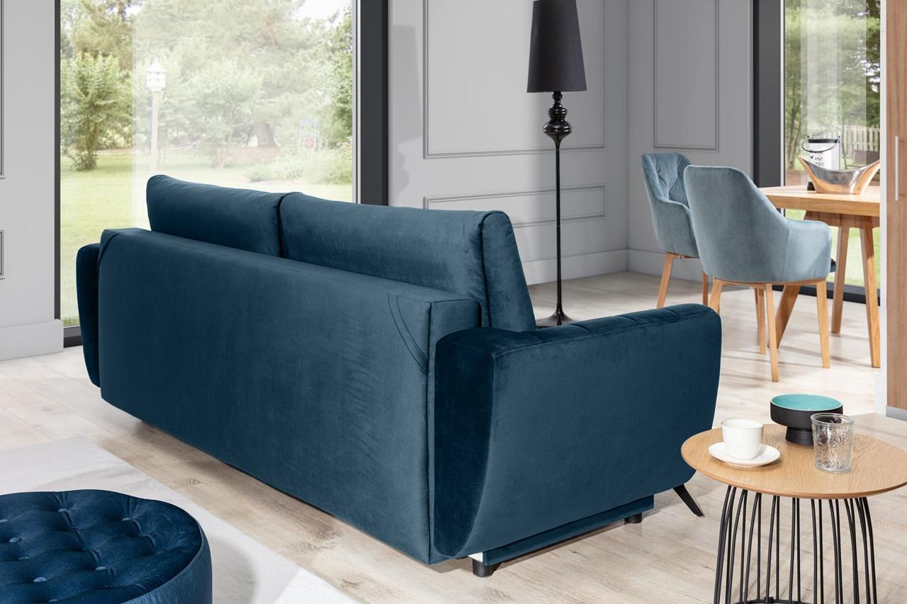 niebieska sofa model wolnostojący