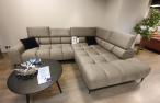 Beżowy narożnik z elektryczną regulacją siedziska Plaza L 300x216cm prawy