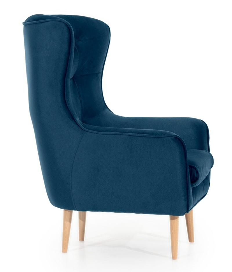 granatowy fotel z wysokim oparciem