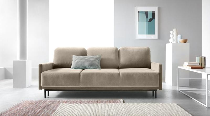 Beżowa sofa z funkcją spania 