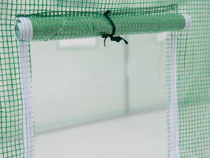 Okno w folii na tunel