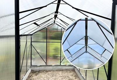 aluminiowy stelaż szklarni z poliwęglanu