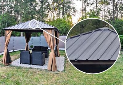pawilon ogrodowy z poliwęglanowym dachem