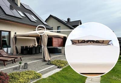 Střecha pavilonu s větracím otvorem