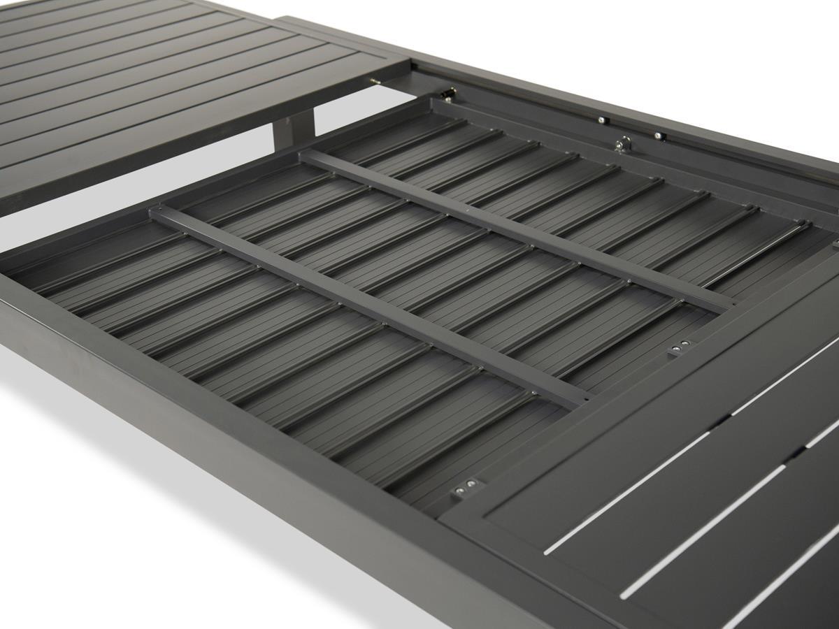 Rozkładany stół ogrodowy