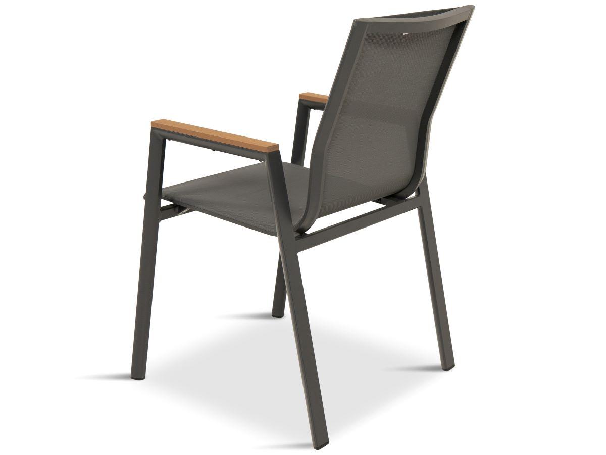 Sztaplowane krzesła