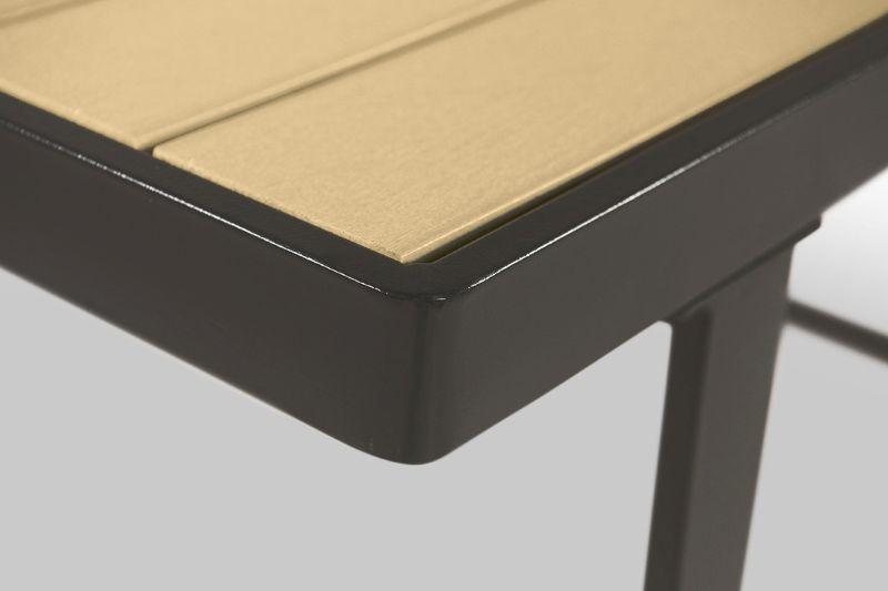 Stół ogrodowy z ramką