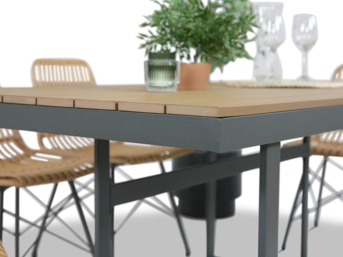 Stalowy stelaż mebli Urbino