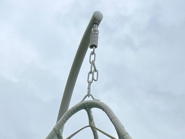 Sprężyna z łańcuchem