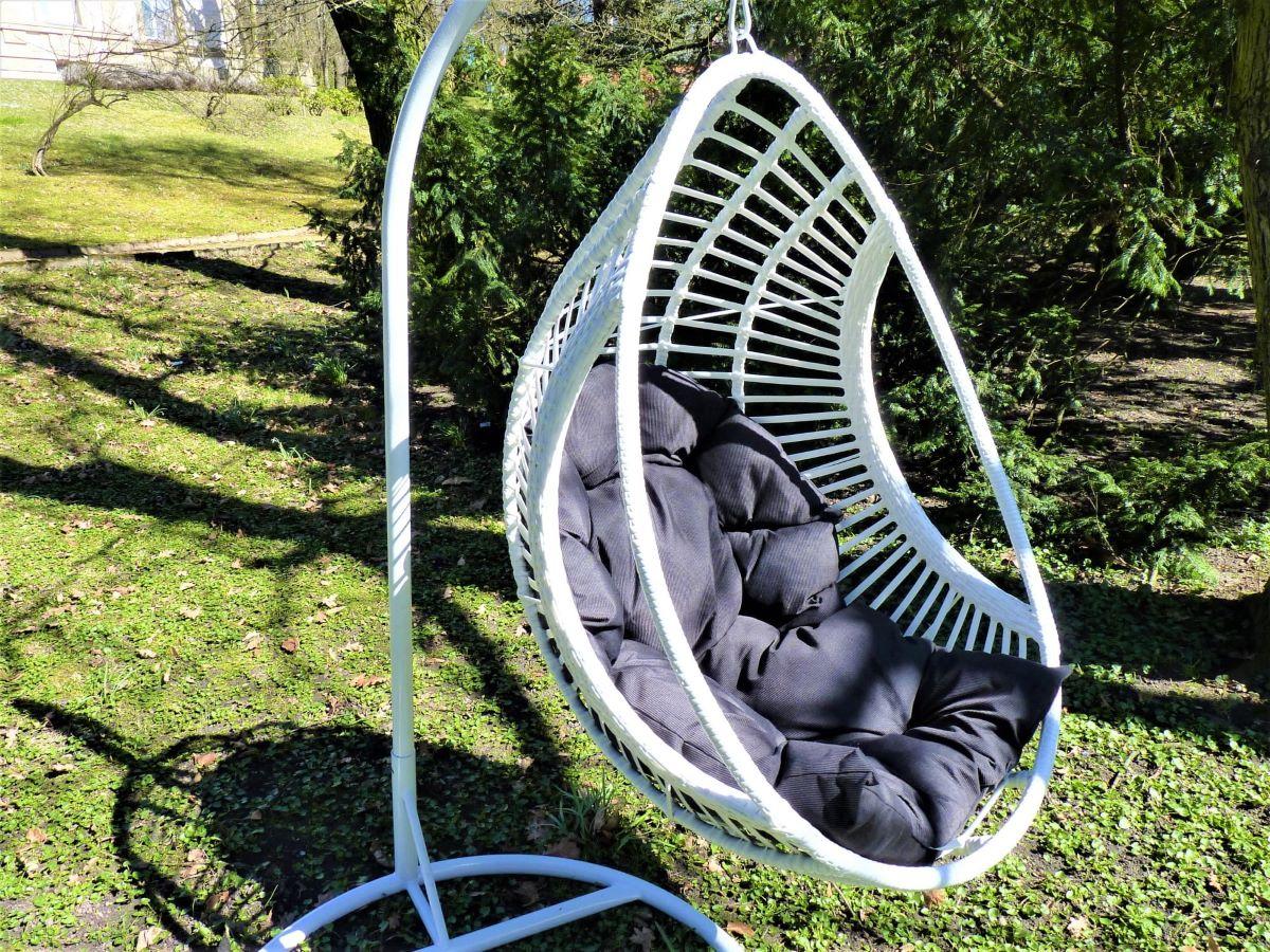 Fotel wiszący Bellissimo z szarą poduszka