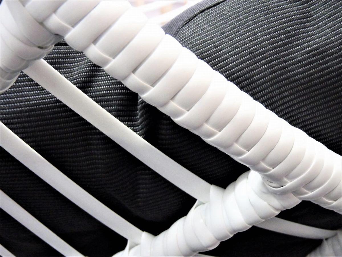 Fotel wiszący Bellissimo z szarą poduszką