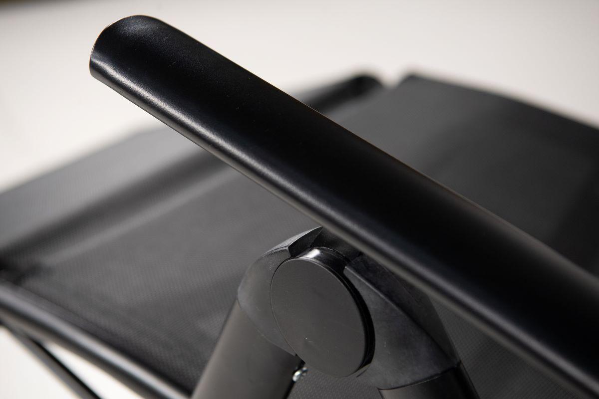 leżak z podłokietnikami