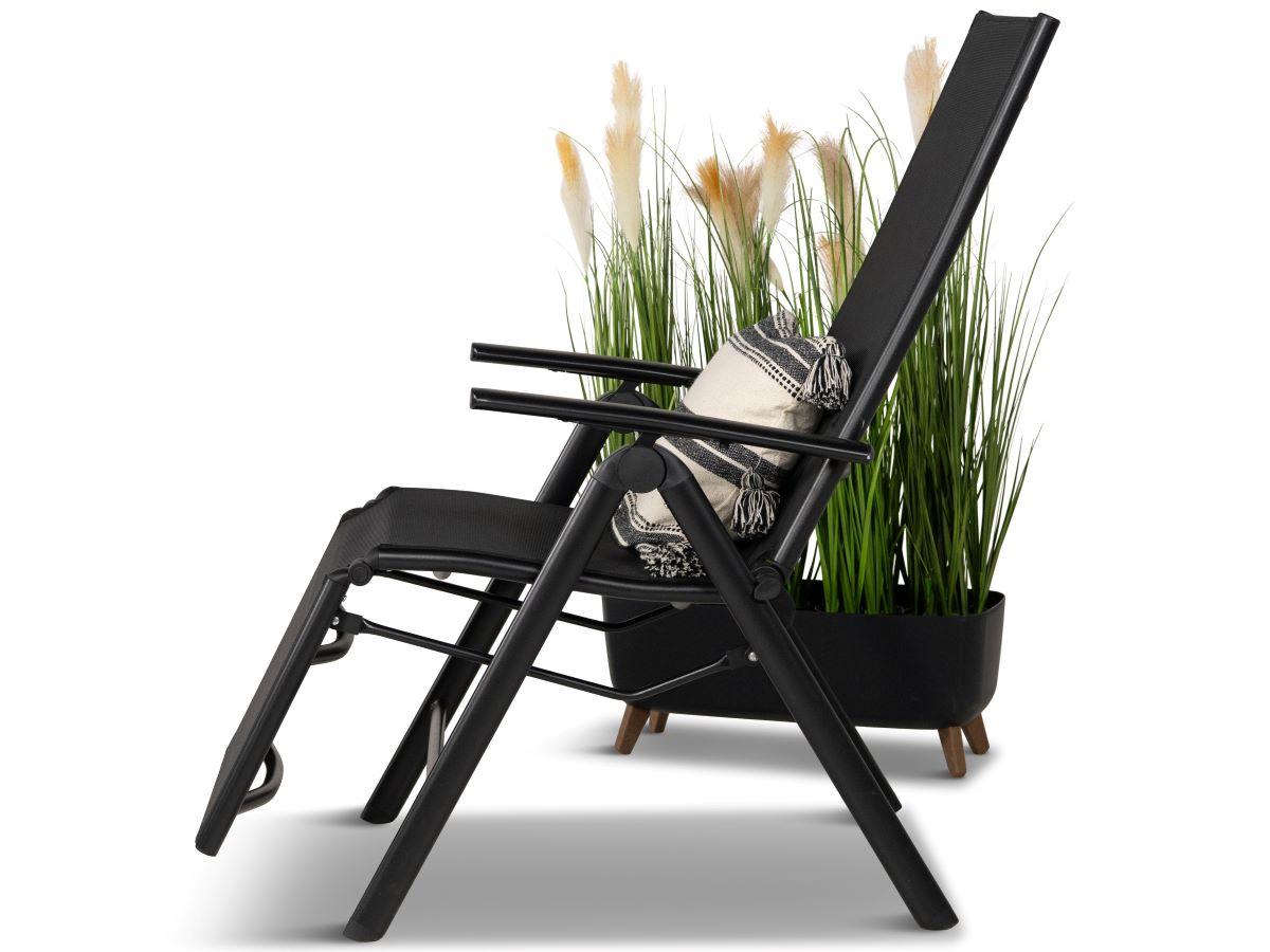 regulowane oparcie leżaka