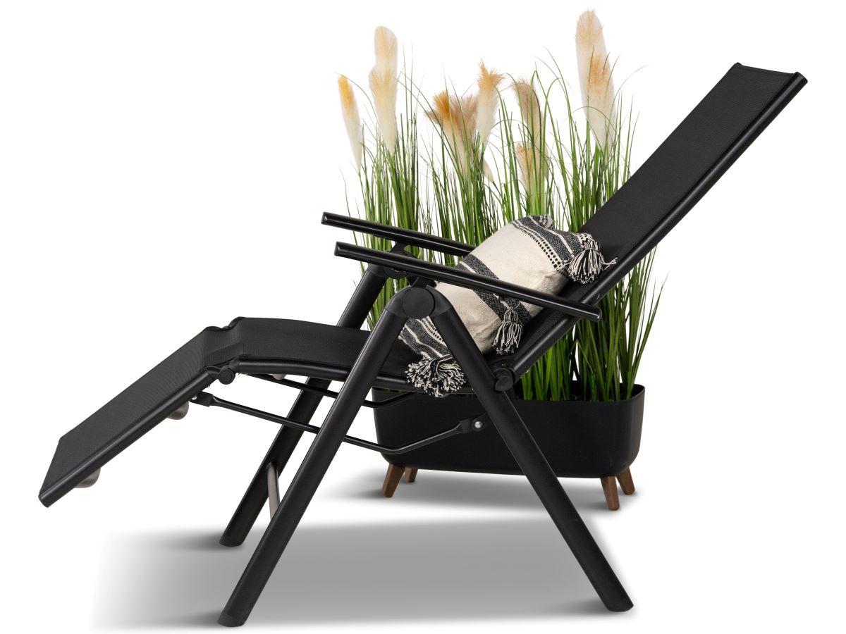 regulowane oparcie leżaka