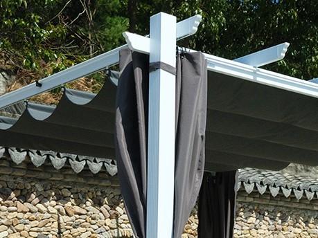 Detale wykonania zasłon do pergoli Kirn