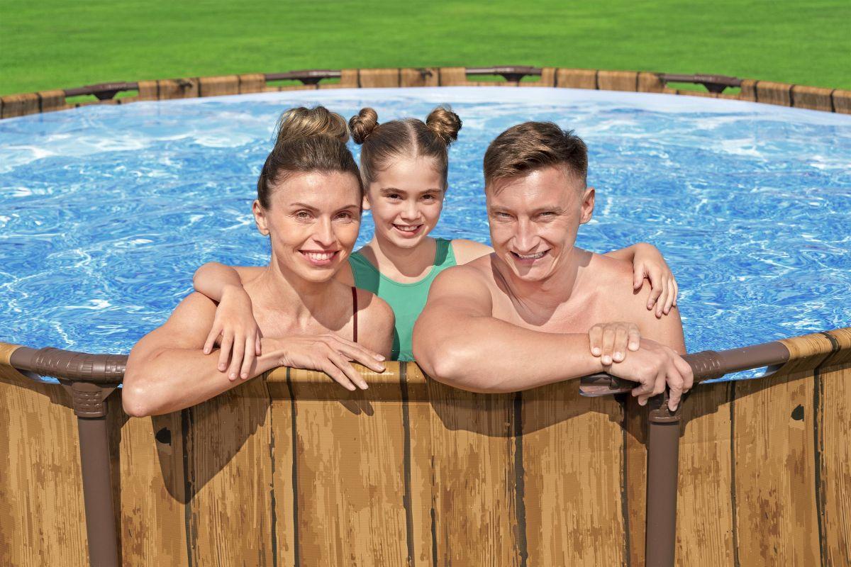 Czas w basenie Steel Pro MAX