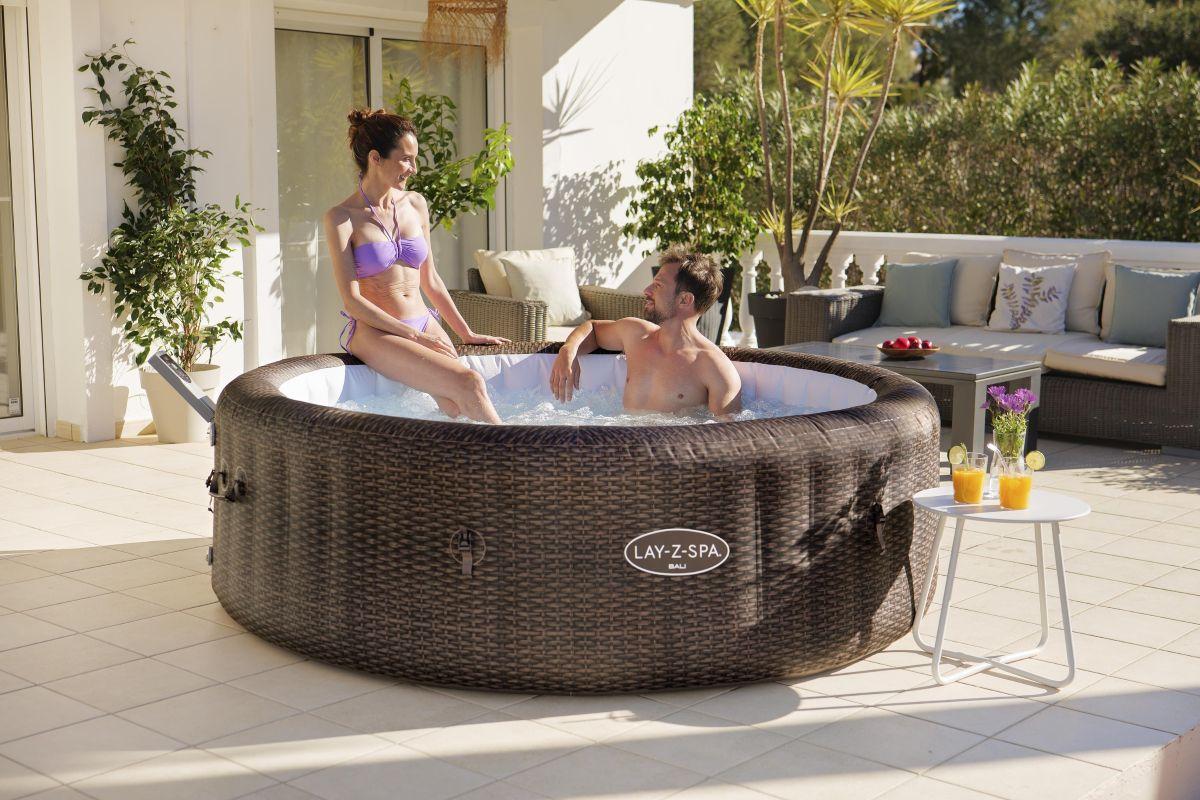 Jacuzzi Bali z pompą UltraFIt