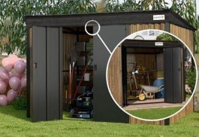 podwójne drzwi na zawiasach