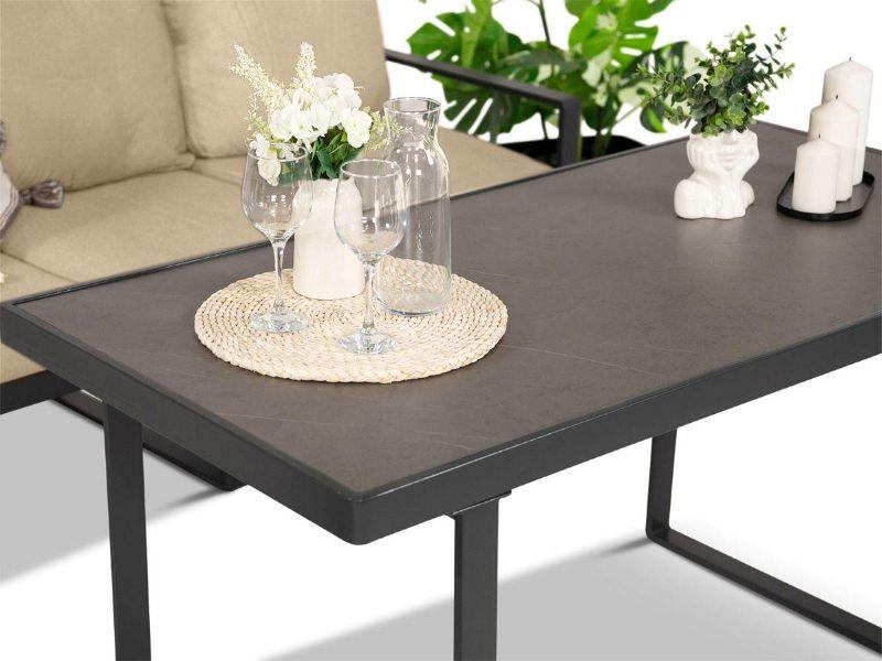 Stół ze szklanym blatem