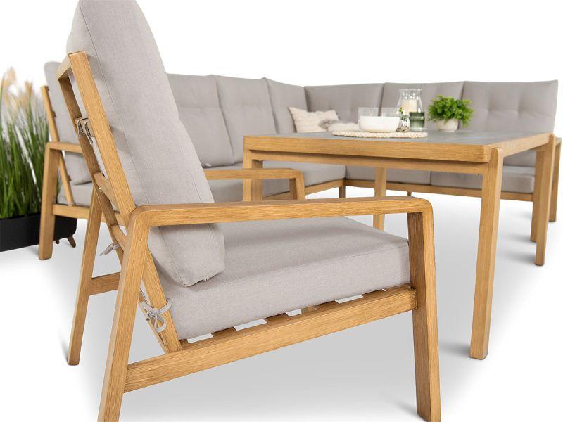 Grafitowy narożnik ogrodowy