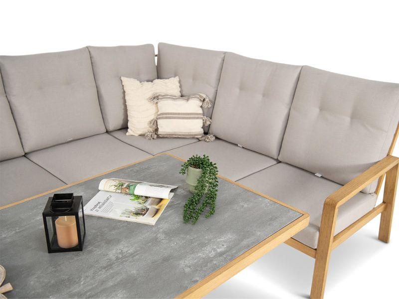 Meble na taras z wysokim stołem