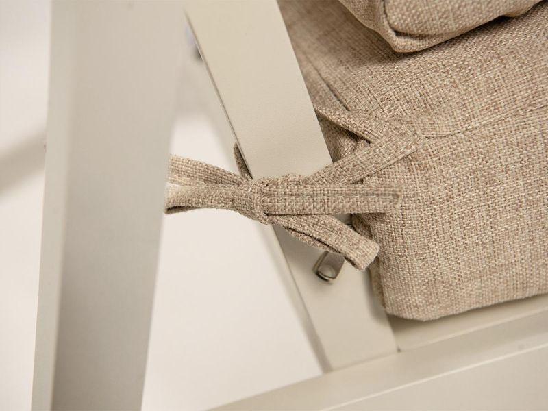 Aluminiowy stelaż mebli