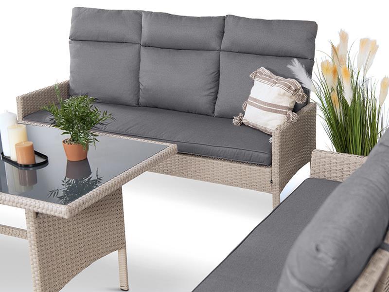 wysokie oparcia mebli