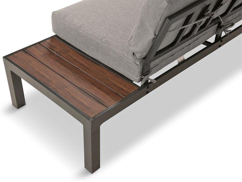 Narożnik ogrodowy z ławą