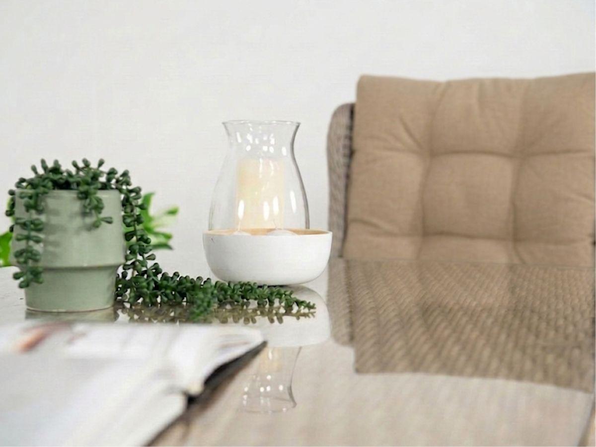 Stół ogrodowy ze szklanym blatem